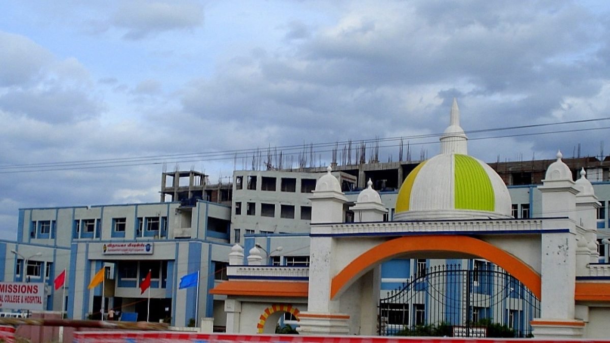 Vinayaka Mission Medical College